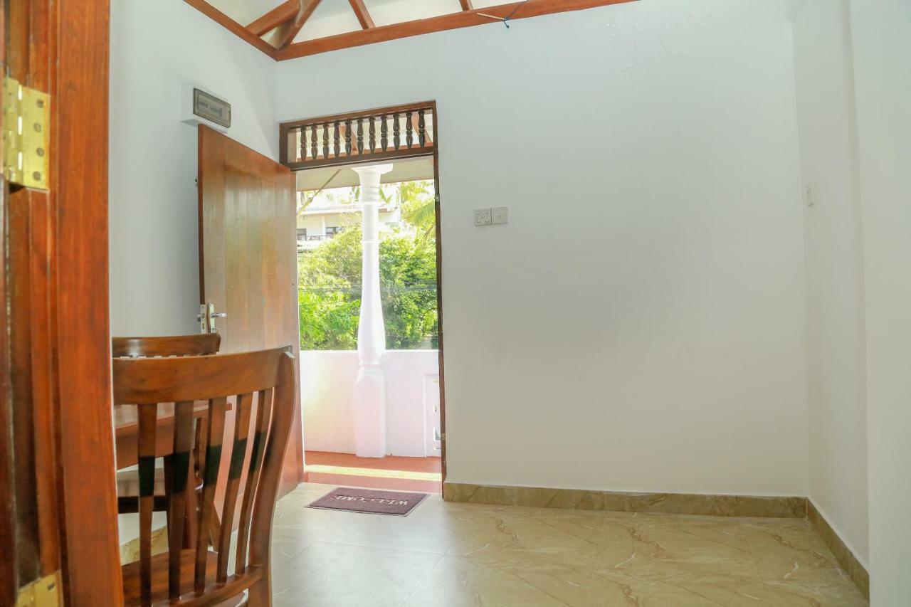 Coconut Hill Homestay Mirissa Exterior photo